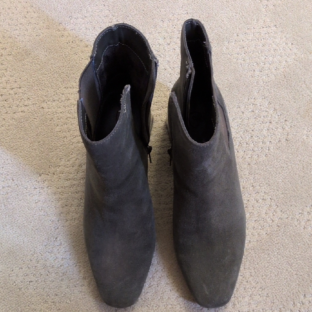 Stylish Gray Ankle Boots